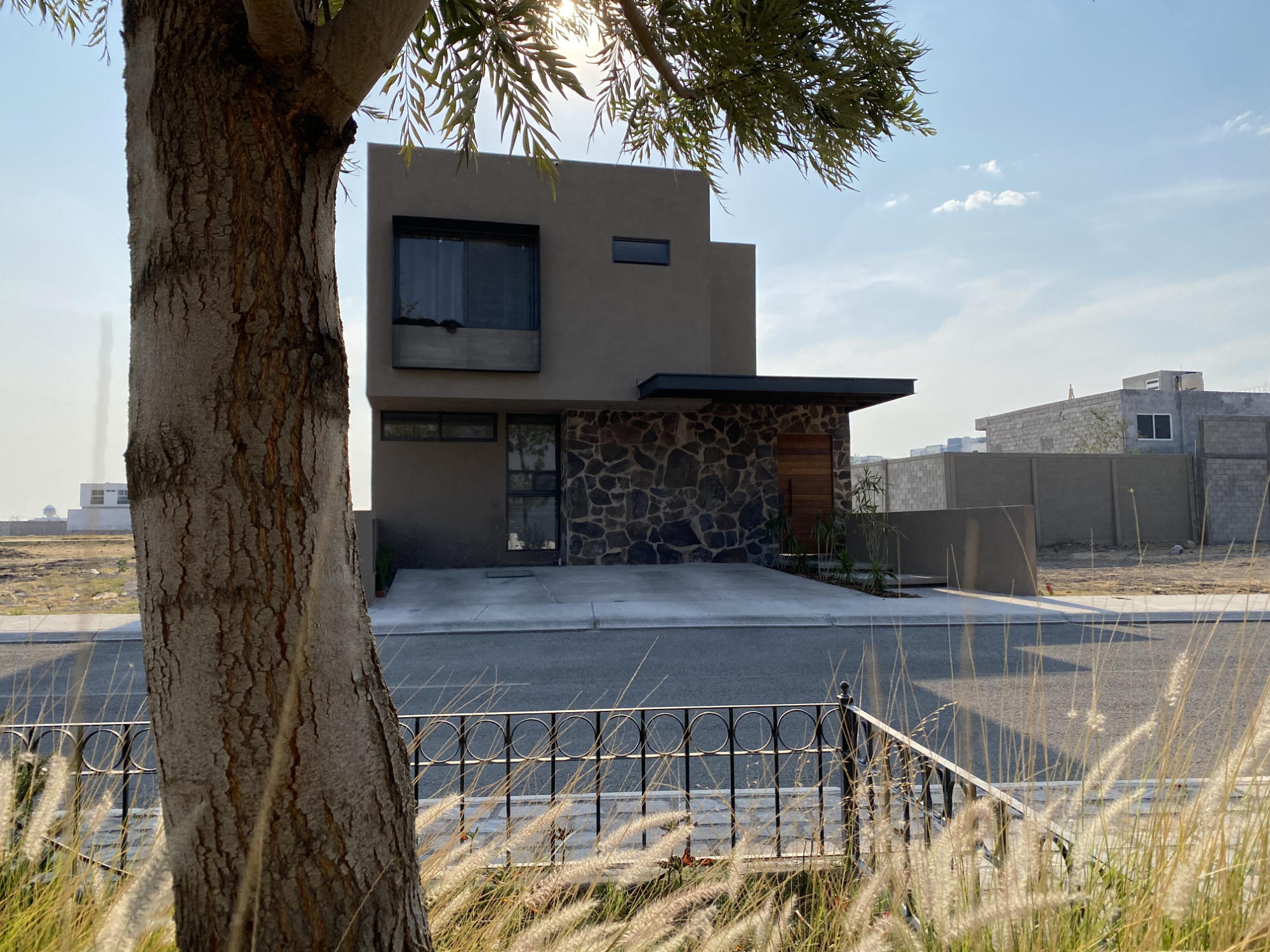 Laztana — Lotes residenciales premium en Juriquilla